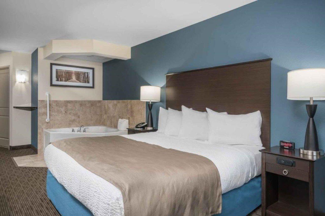 Americinn By Wyndham Windom Eksteriør billede